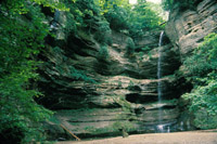 French Canyon Waterfall in Starved Rock State Park, Illinois